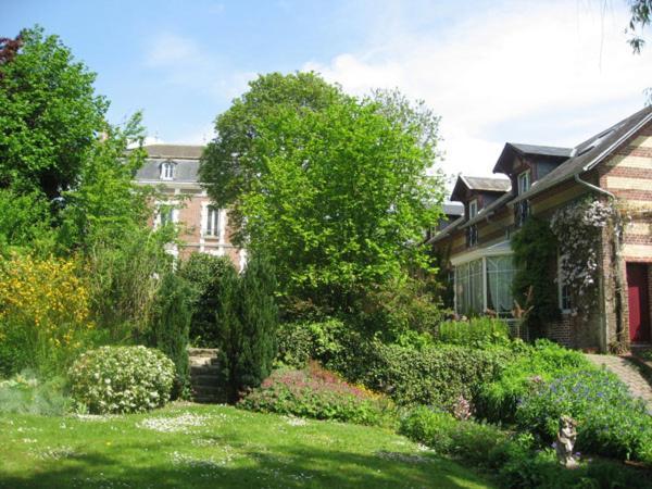 Bed and Breakfast Le Domaine Des Pres Du Hom Bézu-Saint-Éloi Exteriér fotografie