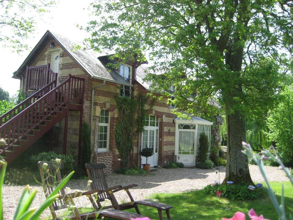 Bed and Breakfast Le Domaine Des Pres Du Hom Bézu-Saint-Éloi Pokoj fotografie