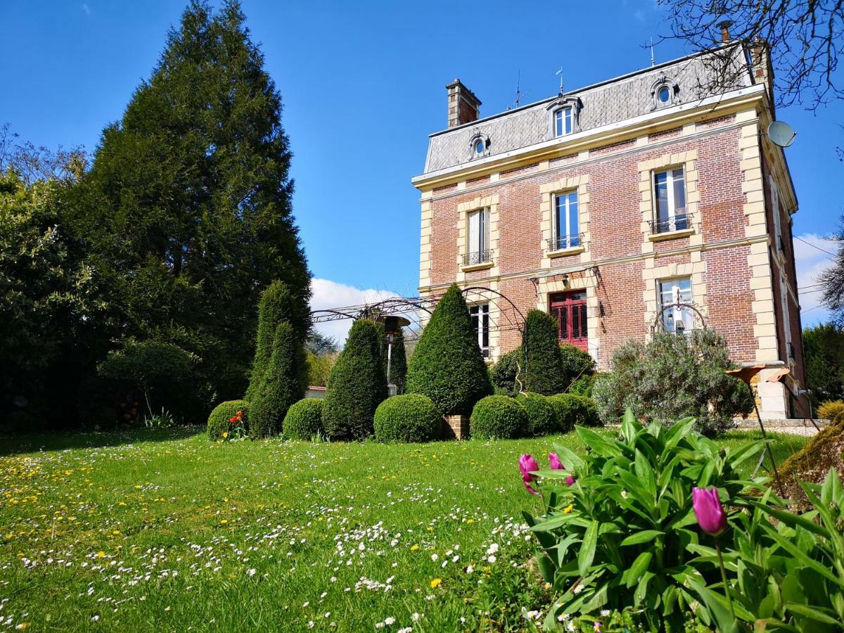 Bed and Breakfast Le Domaine Des Pres Du Hom Bézu-Saint-Éloi Exteriér fotografie