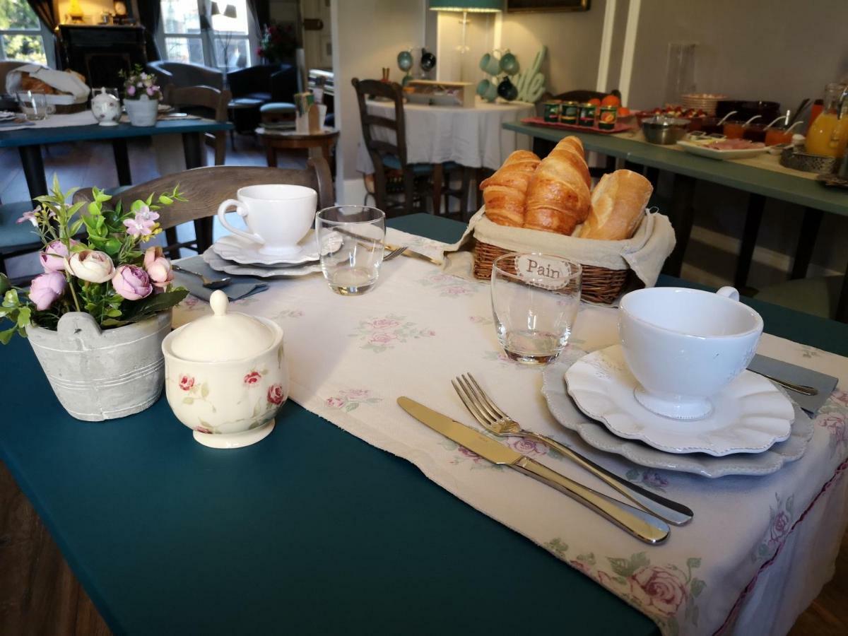 Bed and Breakfast Le Domaine Des Pres Du Hom Bézu-Saint-Éloi Exteriér fotografie